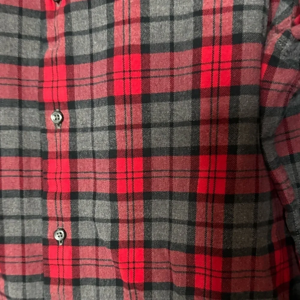 Banana Republic Shirt Plaid Flannel 100% Cotton Button Down Red Gray Size Large